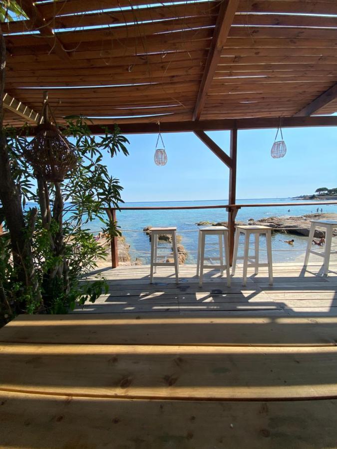 Ajaccio Magnifique T2 45M2 Neuf 5 Personnes Clim Wifi Stationnement Gratuit Centre Ville Plage A 300M Exterior foto